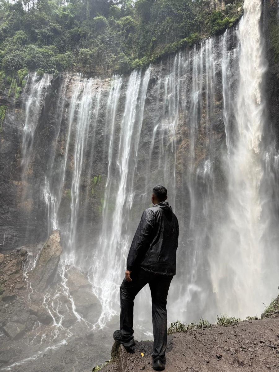 4 Hari 3 Malam : Perkebunan Teh + Air Terjun Sewu + Bromo + Ijen