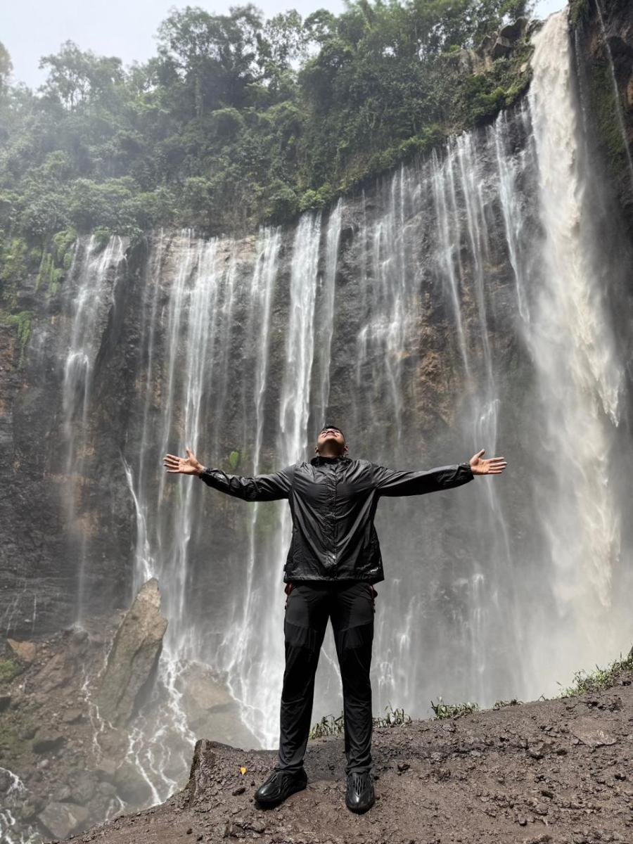 4 Hari 3 Malam : Perkebunan Teh + Air Terjun Sewu + Bromo + Ijen