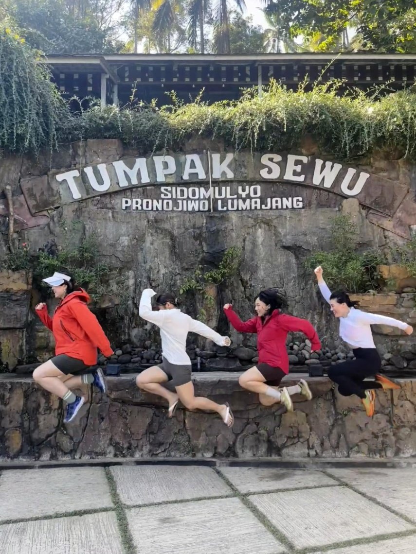6 Hari 5 Malam Air Terjun Sewu + Bromo + Ijen + Lovina + Ubud + Penida