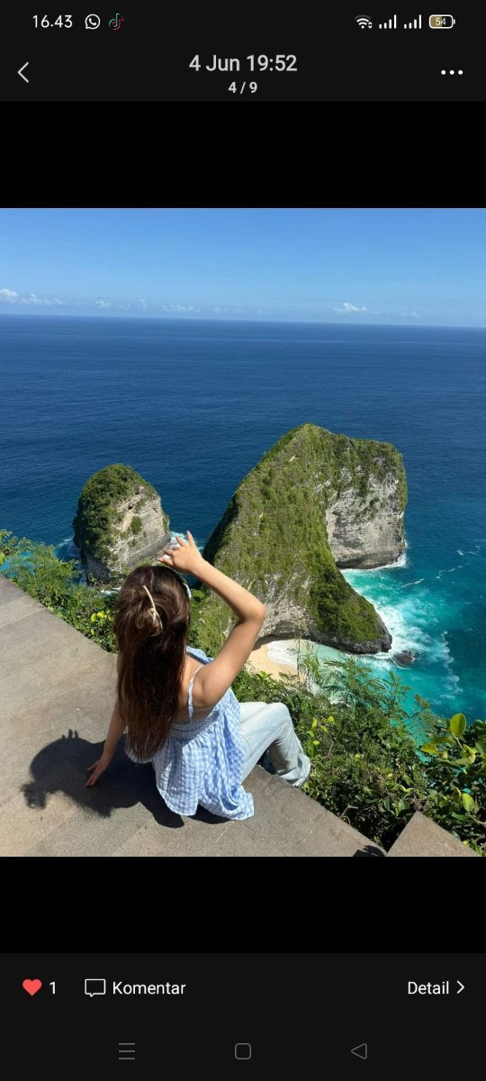6 Hari 5 Malam Air Terjun Sewu + Bromo + Ijen + Lovina + Ubud + Penida