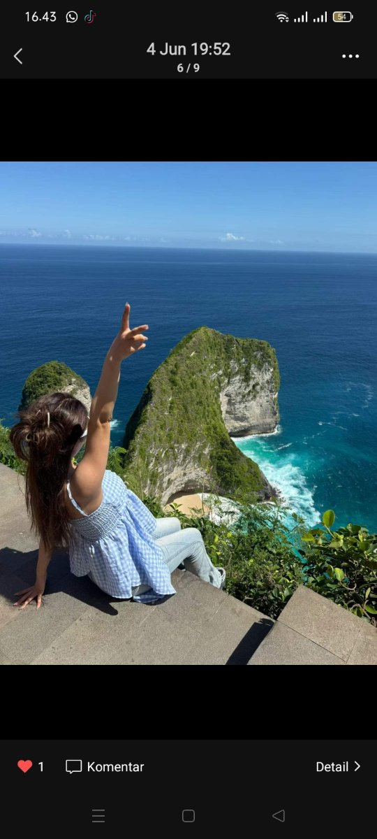 6 Hari 5 Malam Air Terjun Sewu + Bromo + Ijen + Lovina + Ubud + Penida