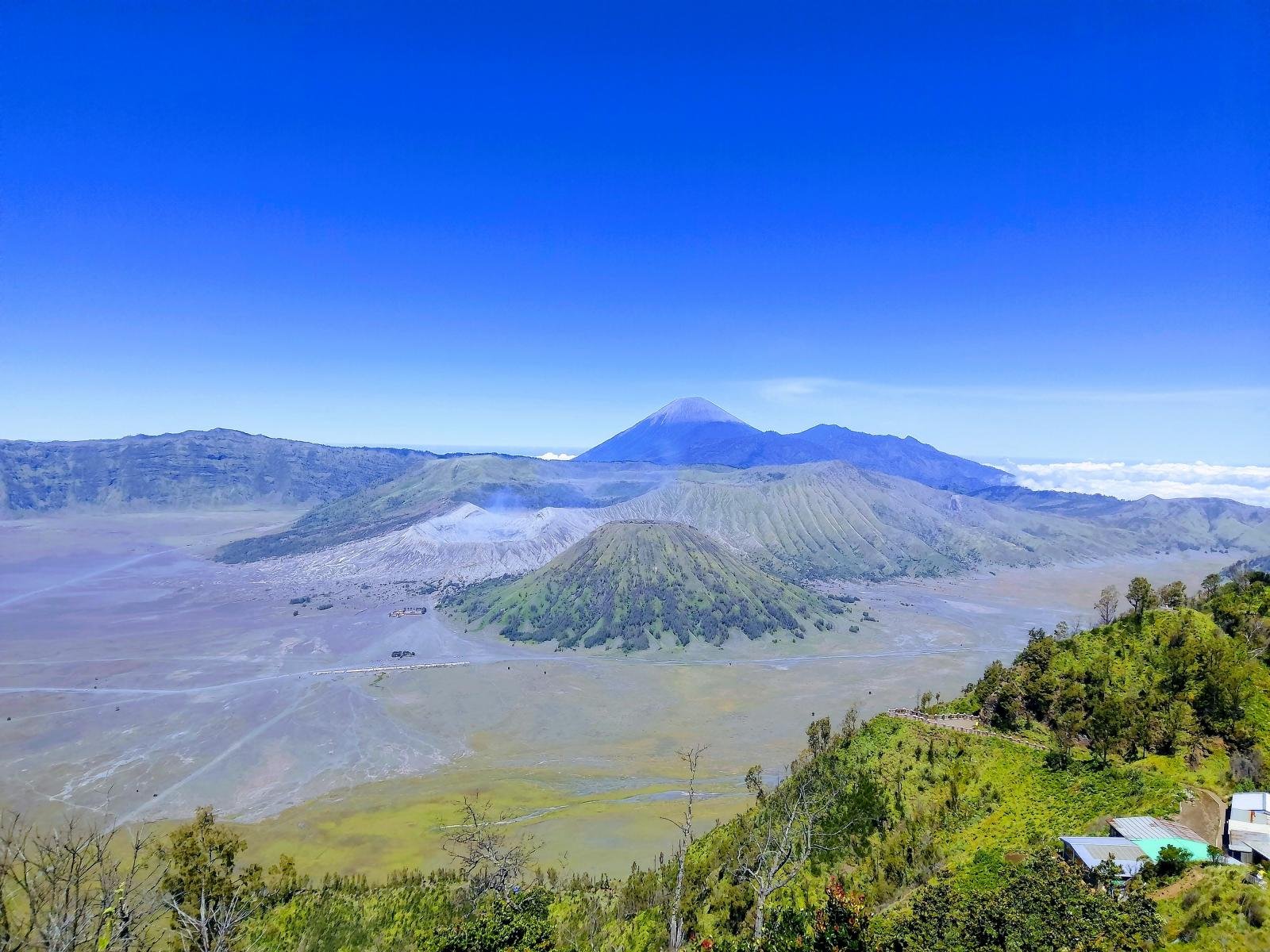 7 Hari 6 Malam Air Terjun Tumpak Sewu + Bromo + Ijen + Lovina + Ubud + Penida