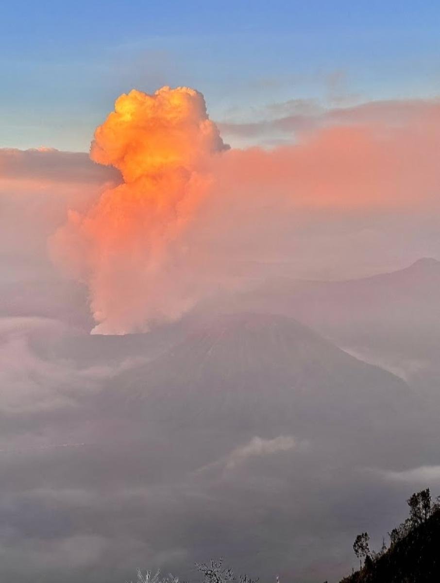 7 Hari 6 Malam Air Terjun Tumpak Sewu + Bromo + Ijen + Lovina + Ubud + Penida