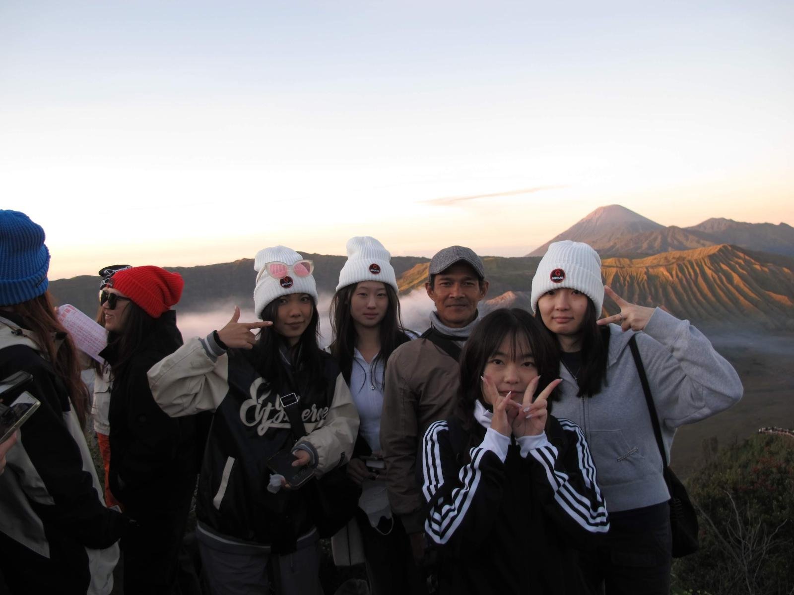 7 Hari 6 Malam Air Terjun Tumpak Sewu + Bromo + Ijen + Lovina + Ubud + Penida